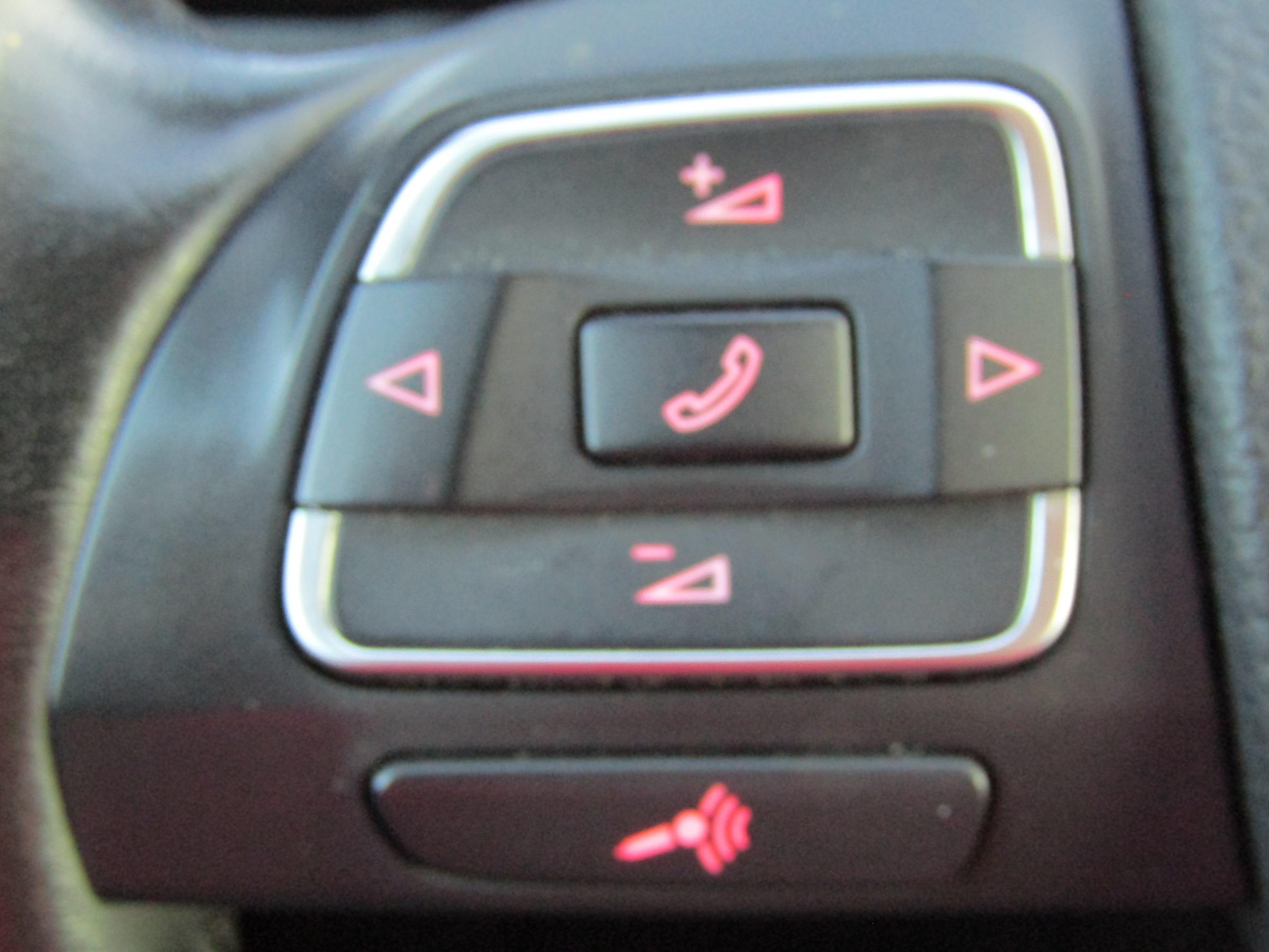 Volkswagen Passat, 2013 - pohled č. 17