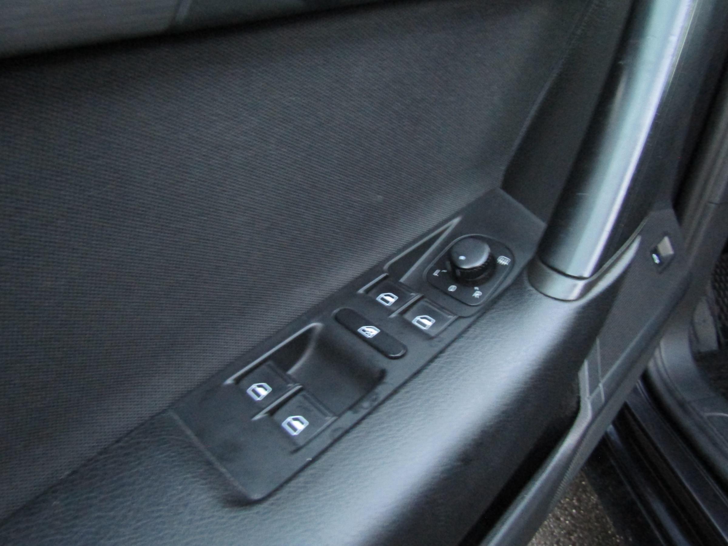 Volkswagen Passat, 2013 - pohled č. 21