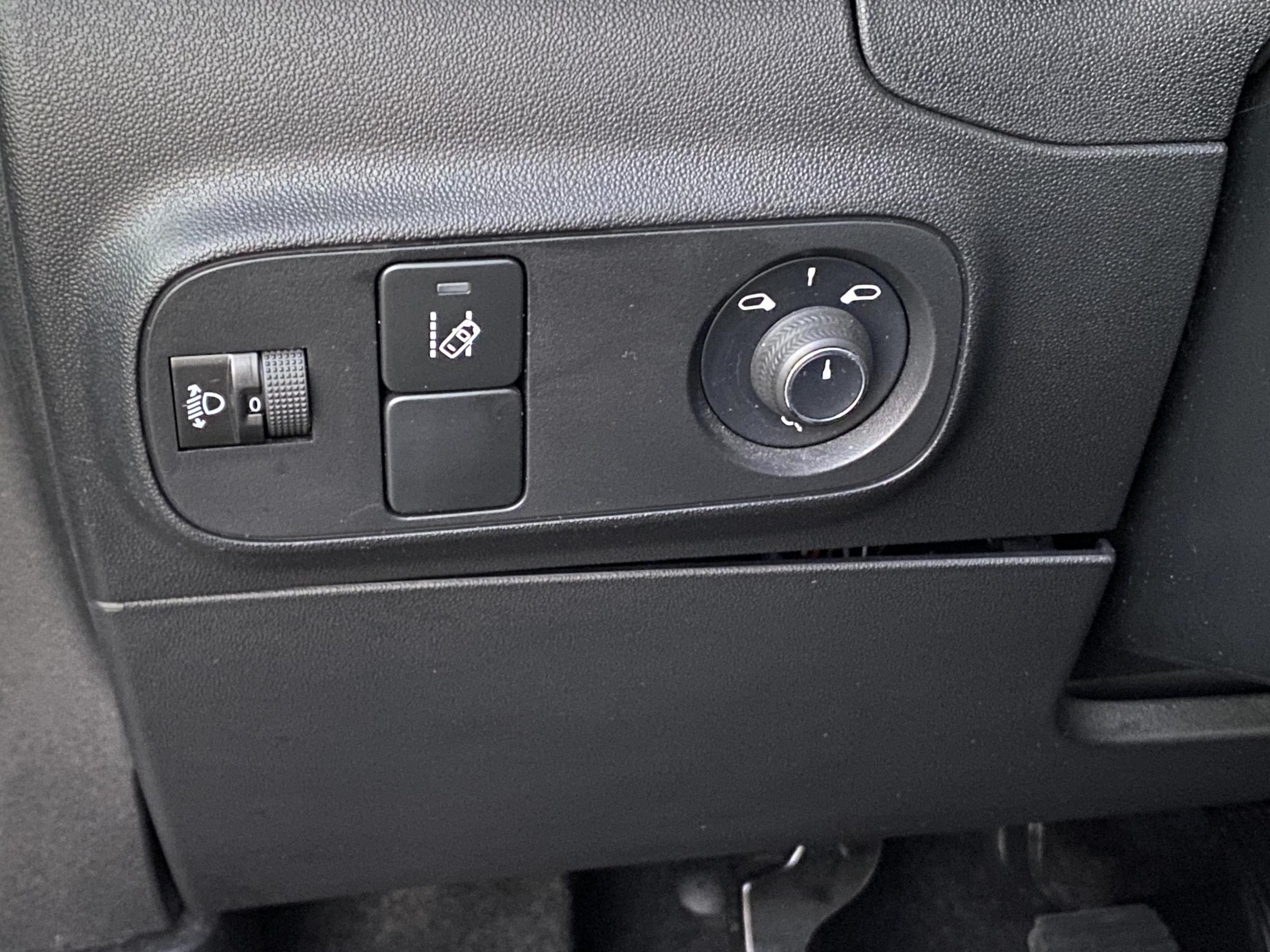 Citroën C3, 2019 - pohled č. 13