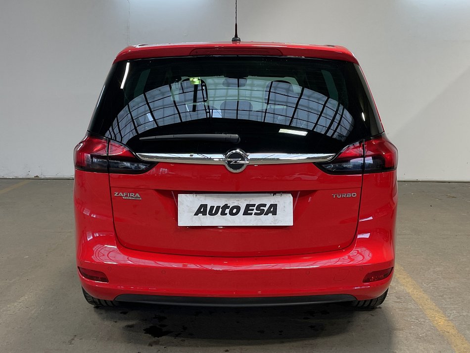 Opel Zafira 1.4i 