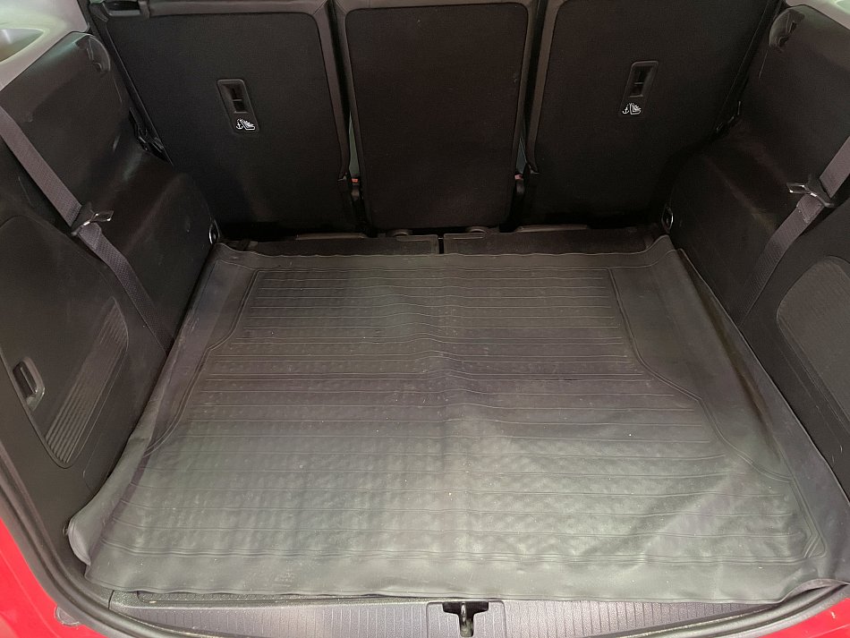 Opel Zafira 1.4i 
