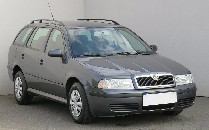 Škoda Octavia 1.6i Tour