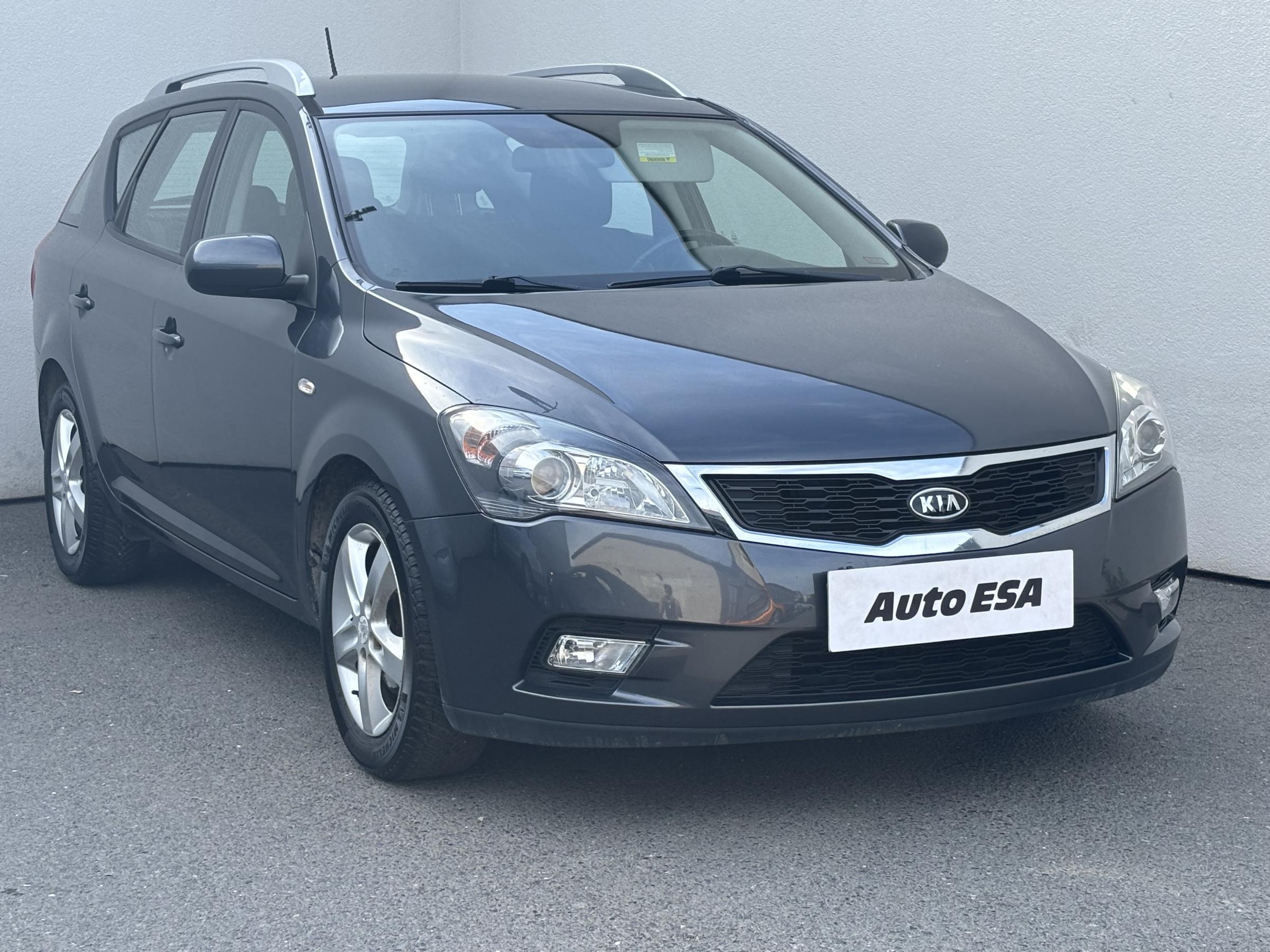 Kia Cee´d, 2011 - celkový pohled