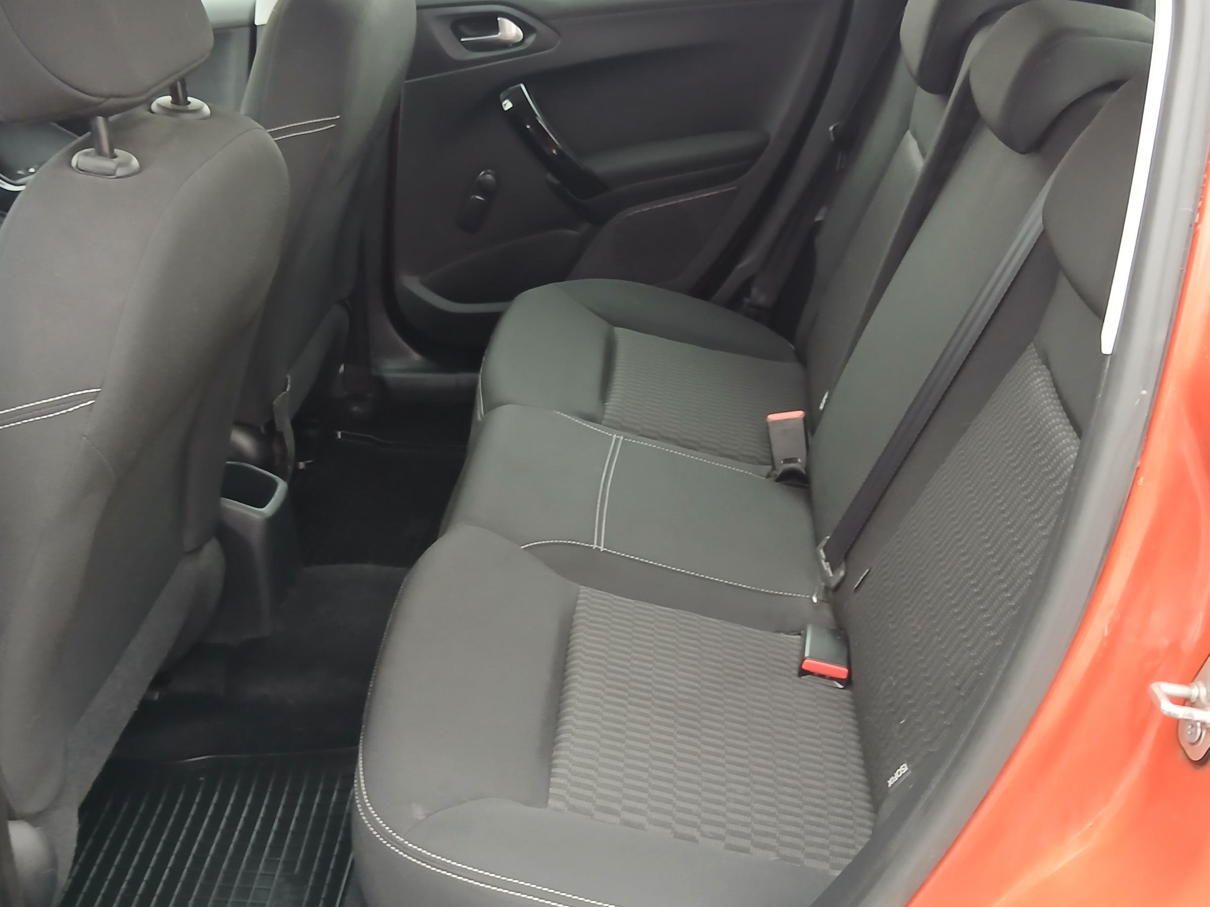 Peugeot 208, 2019 - pohled č. 10