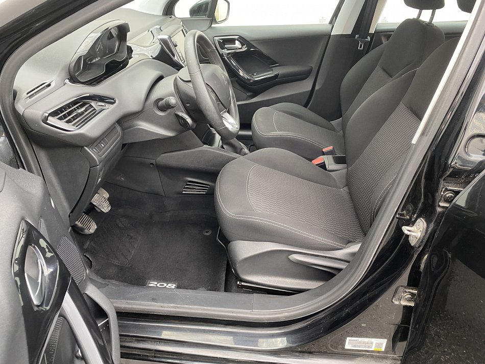 Peugeot 208 1.2PT Active