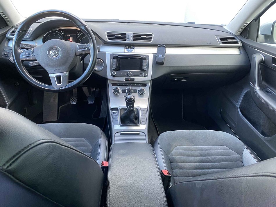 Volkswagen Passat 2.0 TDi Highline