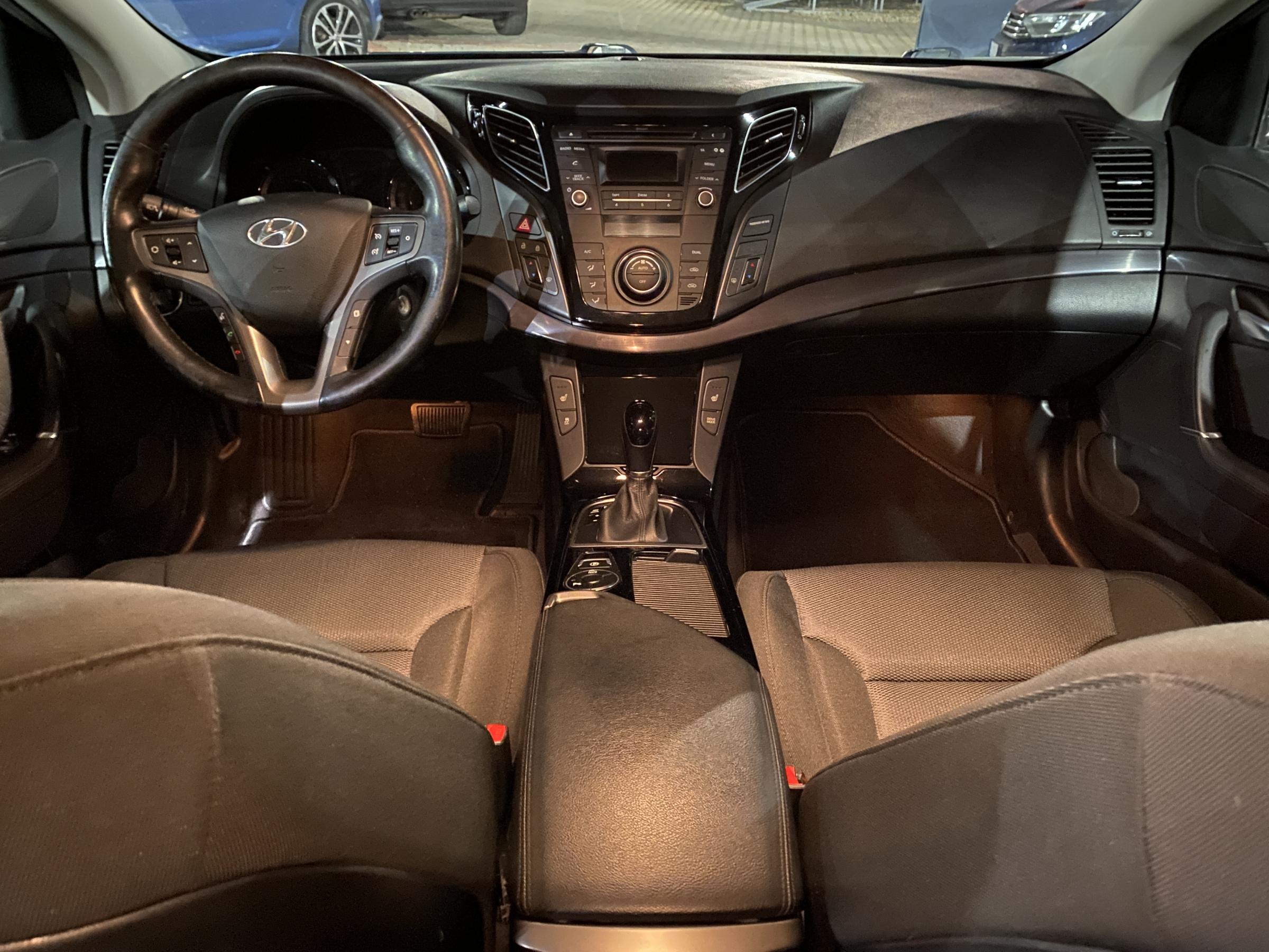 Hyundai i40, 2015 - pohled č. 8