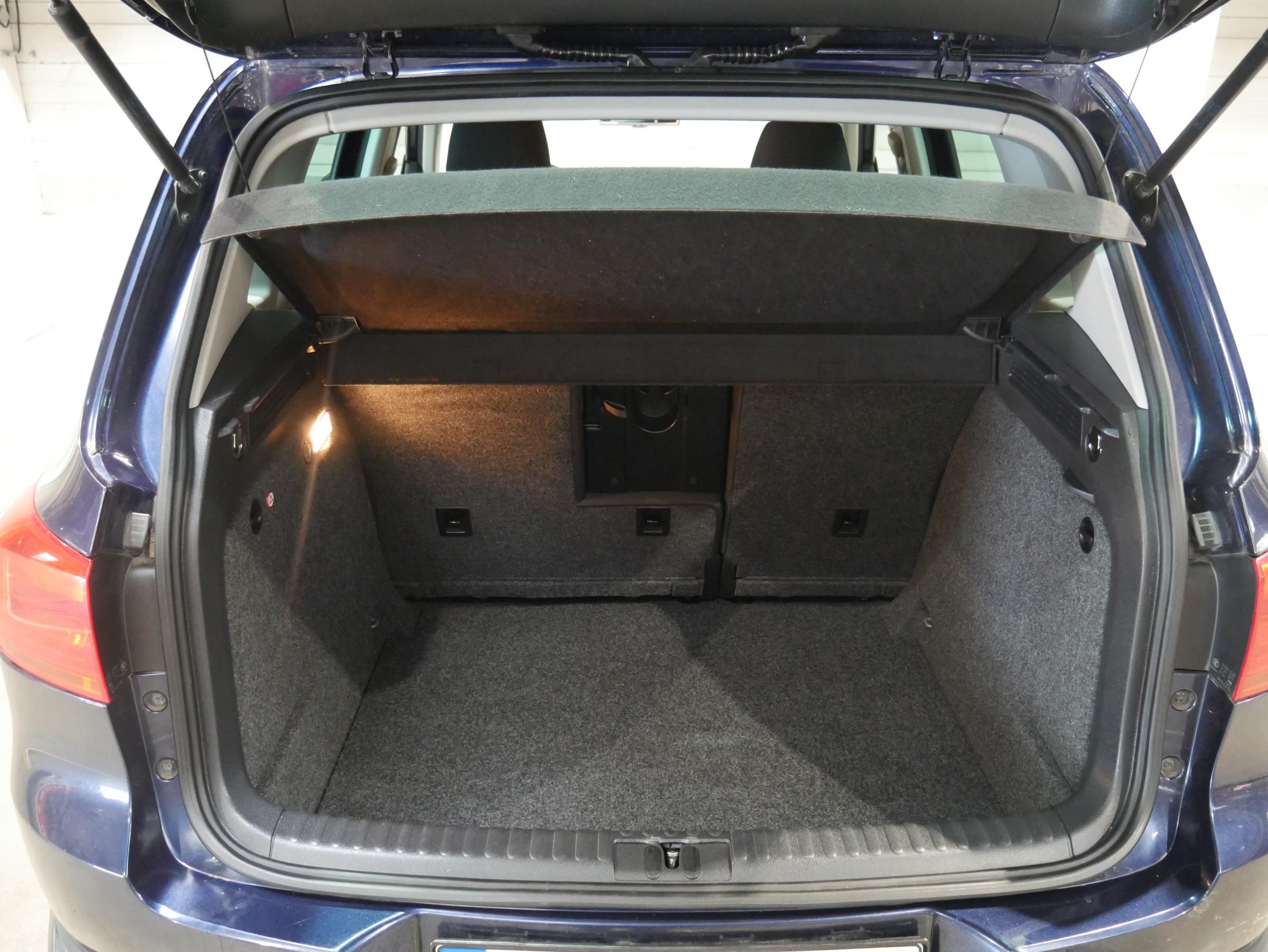 Volkswagen Tiguan, 2012 - pohled č. 7