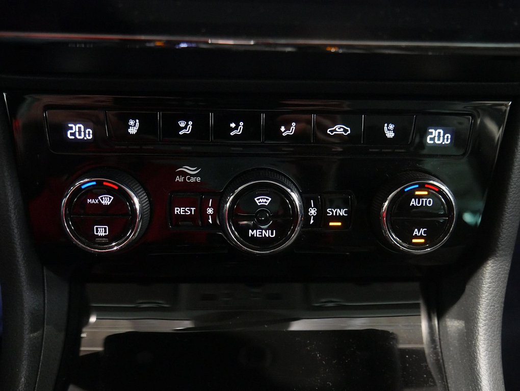 Škoda Superb III 2.0 TSI 