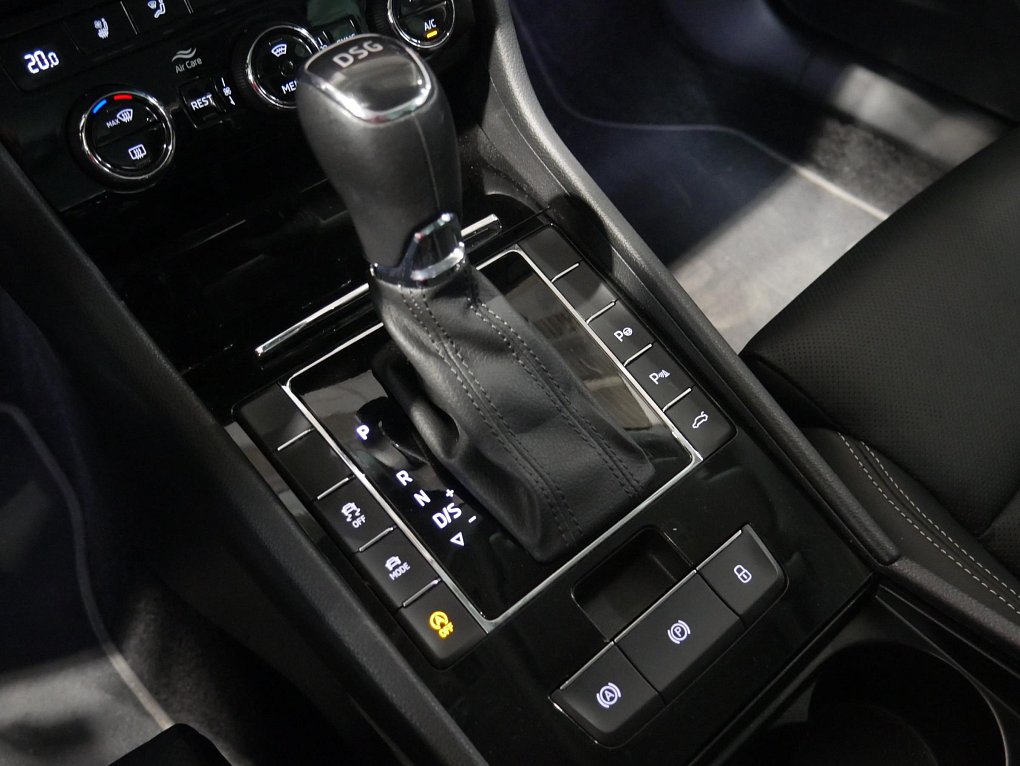 Škoda Superb III 2.0 TSI 