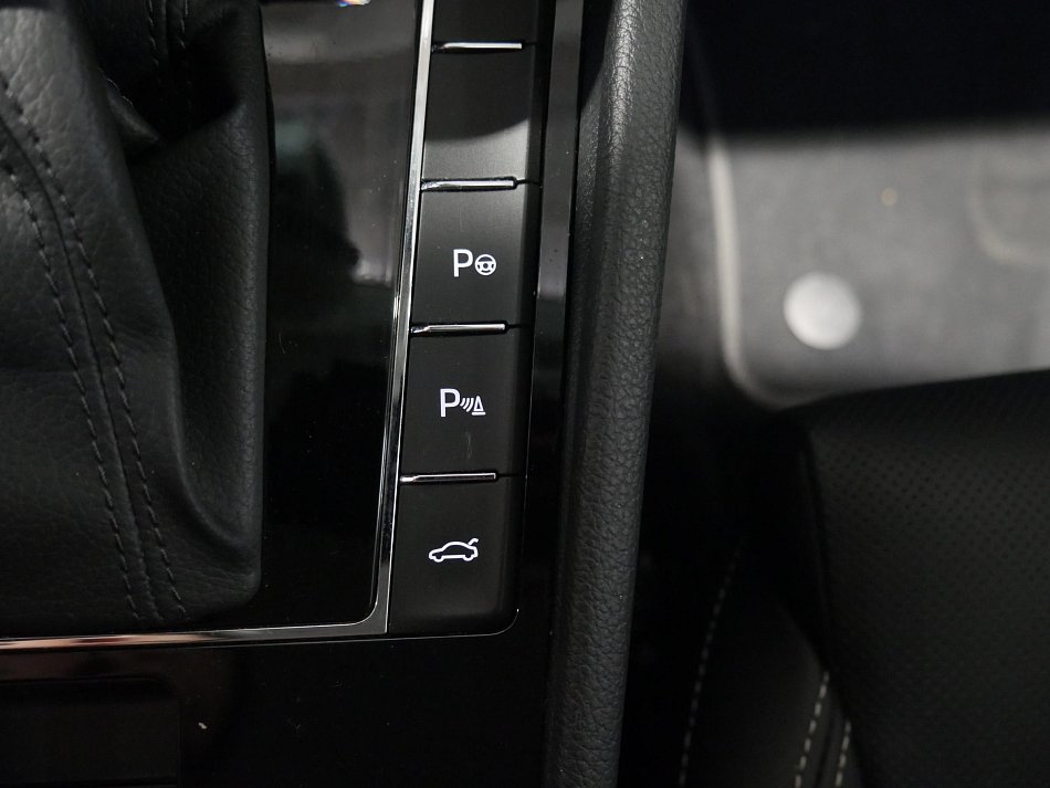 Škoda Superb III 2.0 TSI 