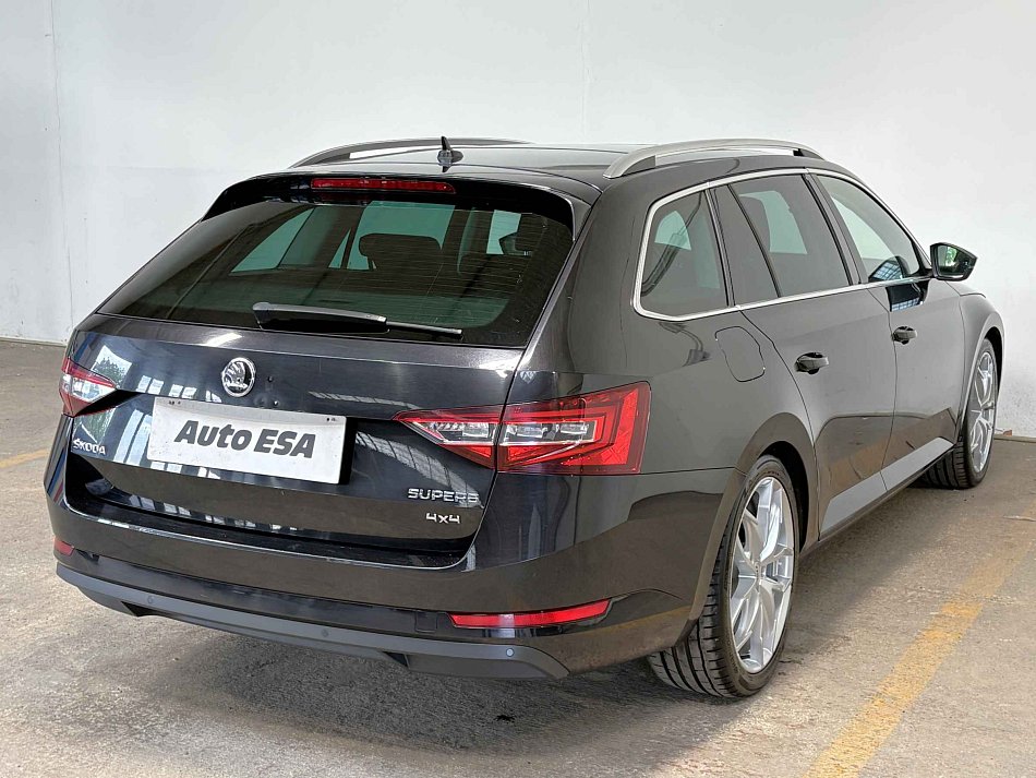 Škoda Superb III 2.0 TDi Style 4x4