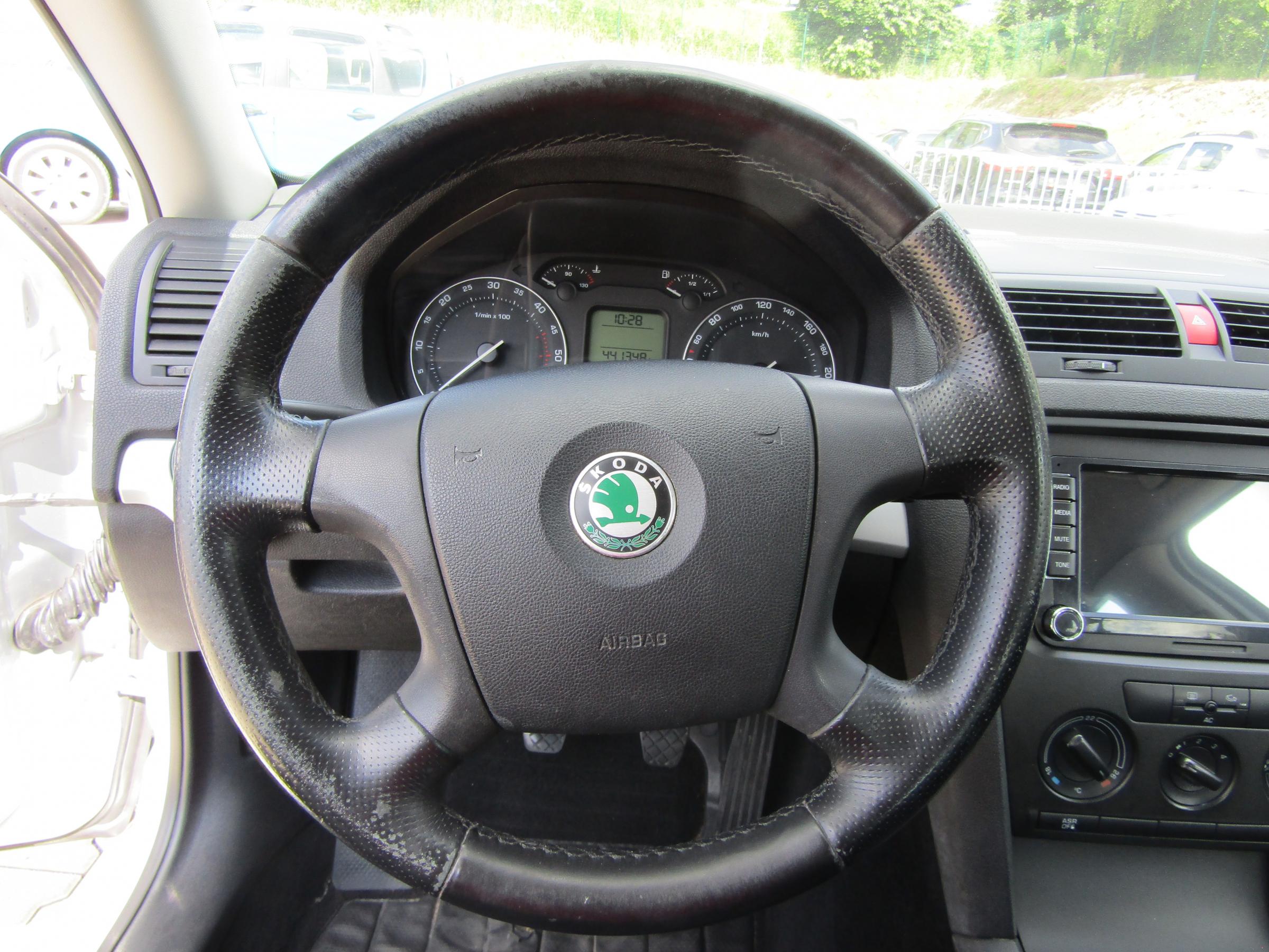 Škoda Octavia II, 2007 - pohled č. 10