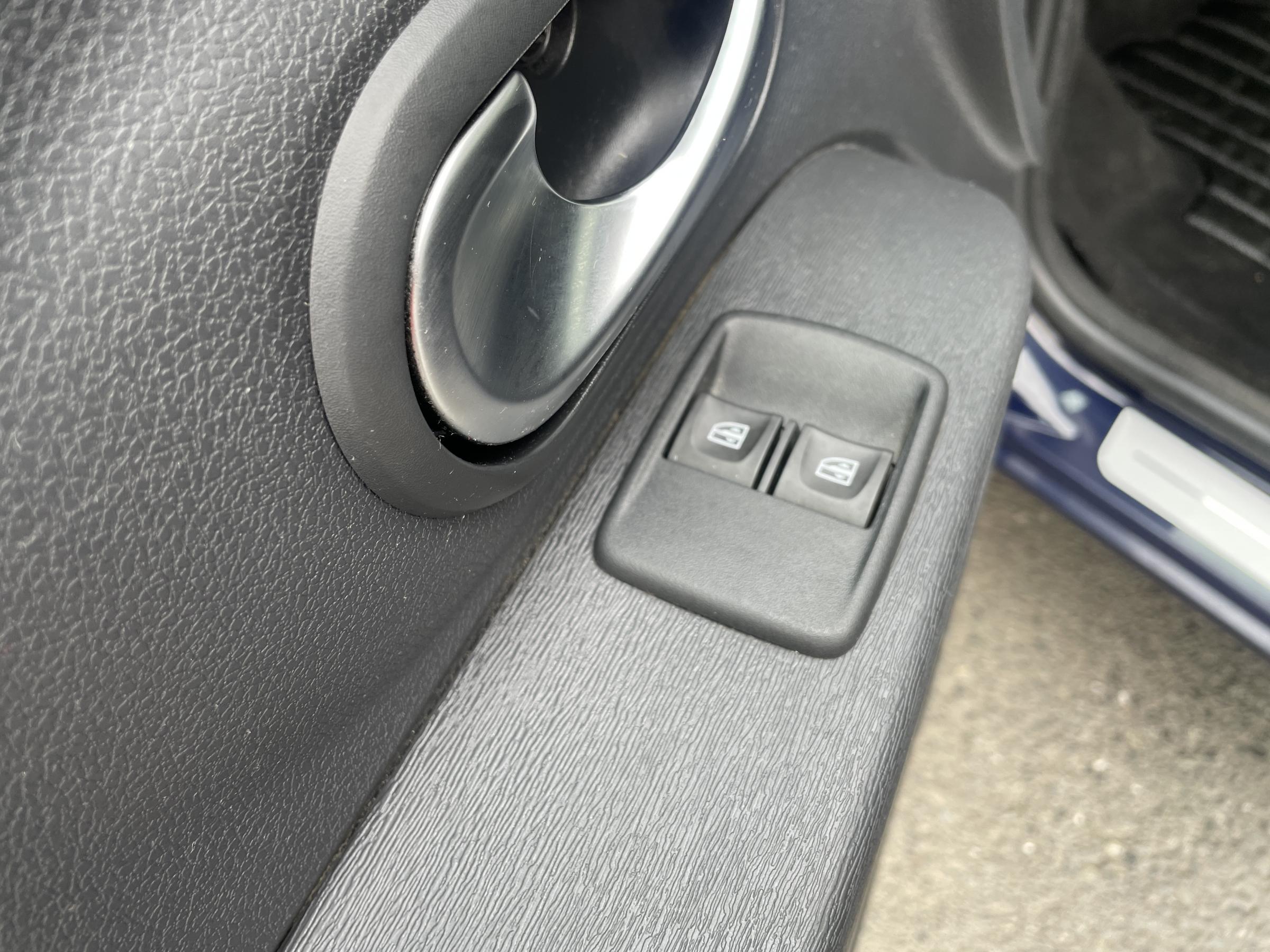 Dacia Lodgy, 2017 - pohled č. 21