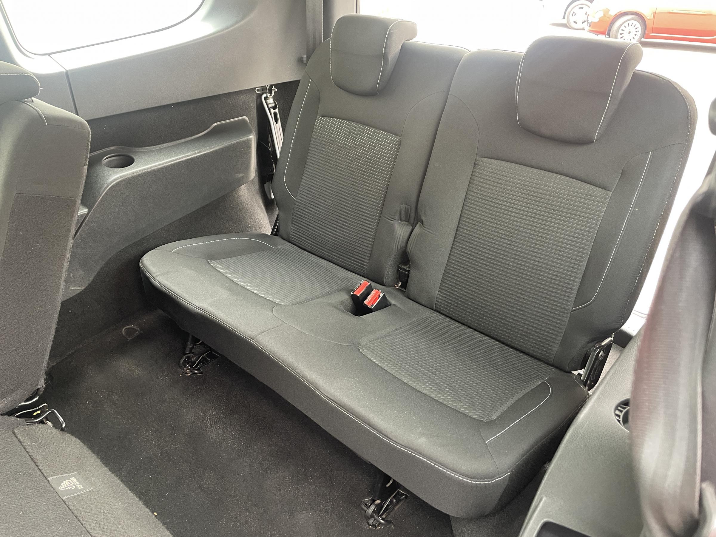 Dacia Lodgy, 2017 - pohled č. 9