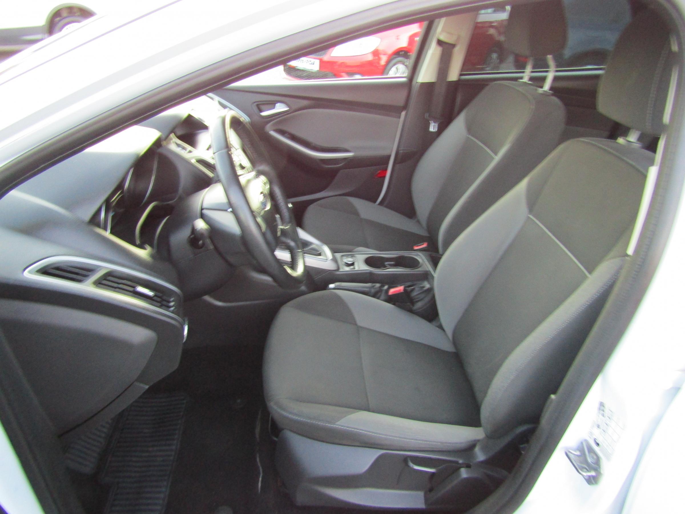 Ford Focus, 2014 - pohled č. 9