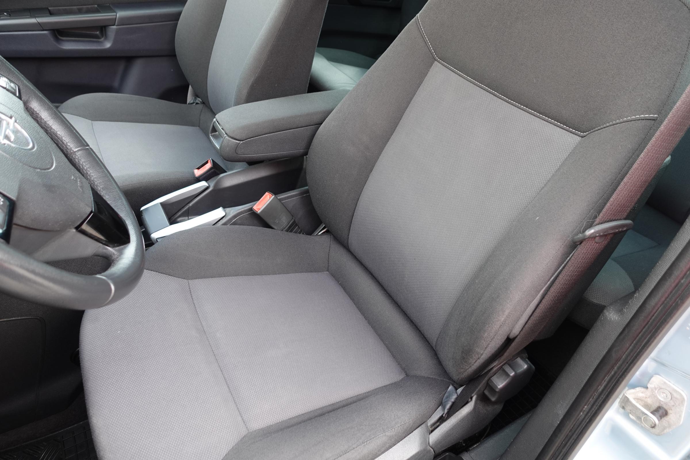 Opel Zafira, 2010 - pohled č. 10