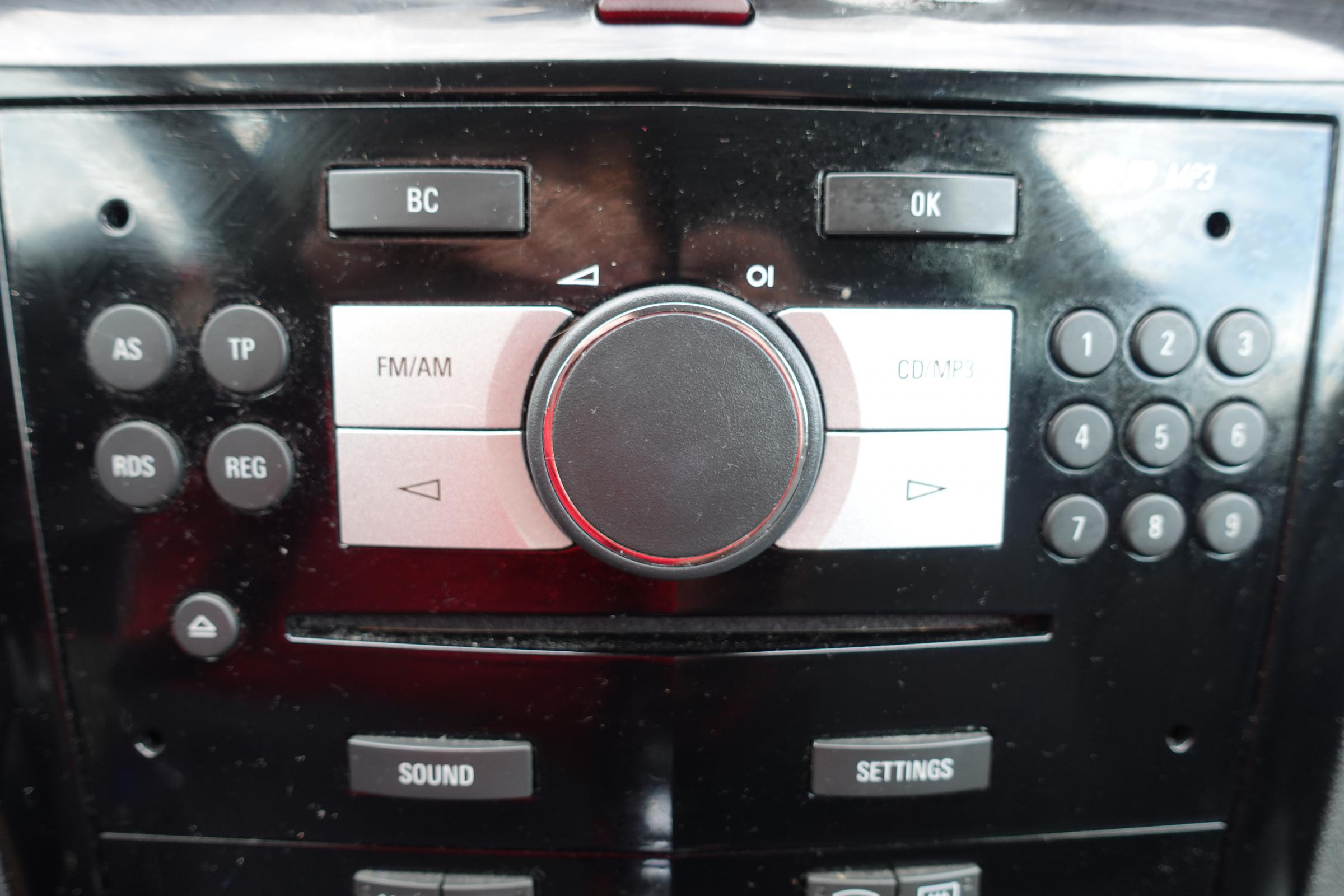 Opel Zafira, 2010 - pohled č. 18