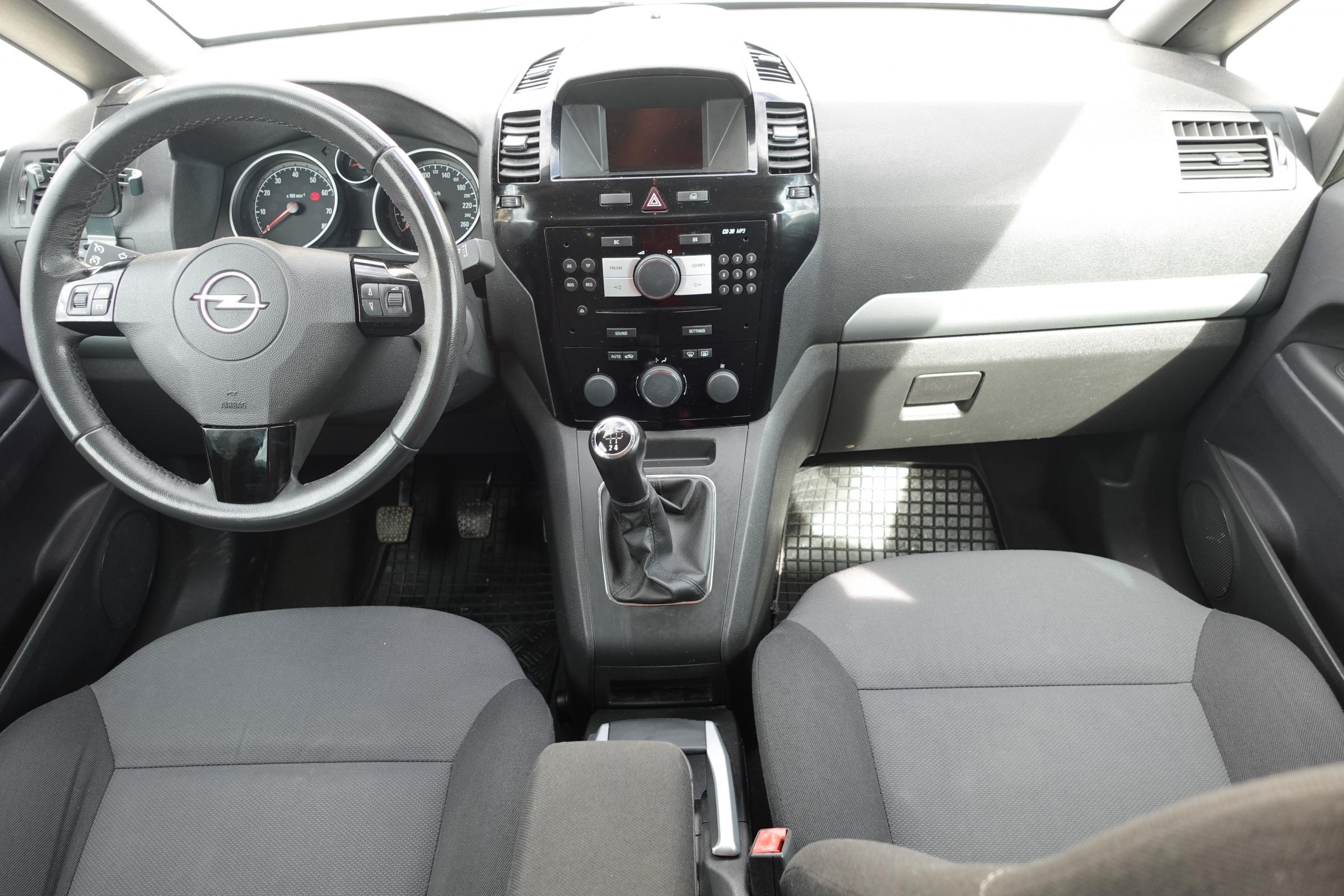Opel Zafira, 2010 - pohled č. 8