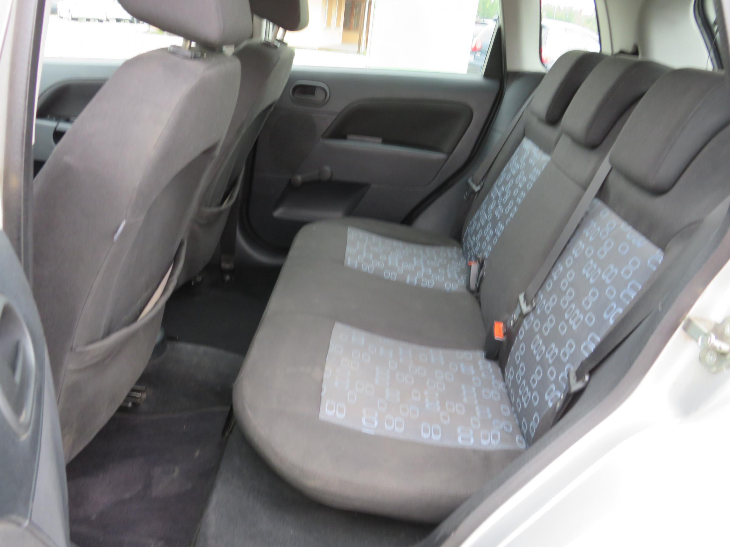 Ford Fiesta, 2005 - pohled č. 11