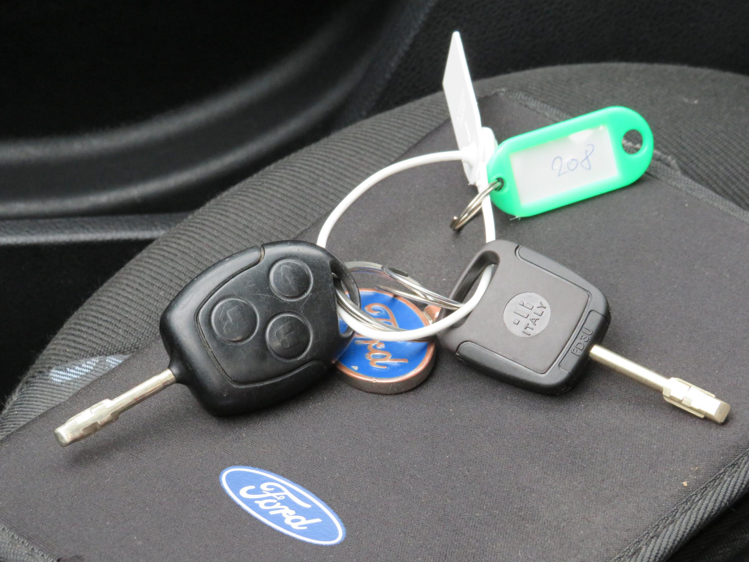 Ford Fiesta, 2005 - pohled č. 18