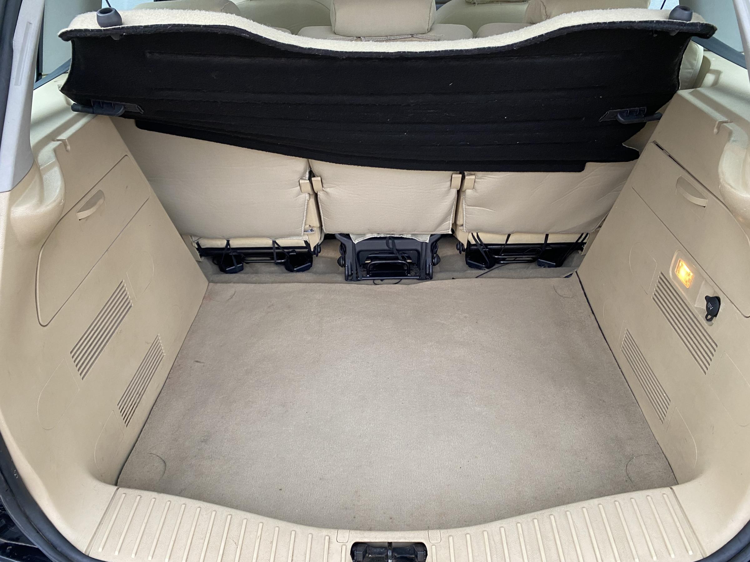 Ford C-MAX, 2009 - pohled č. 7