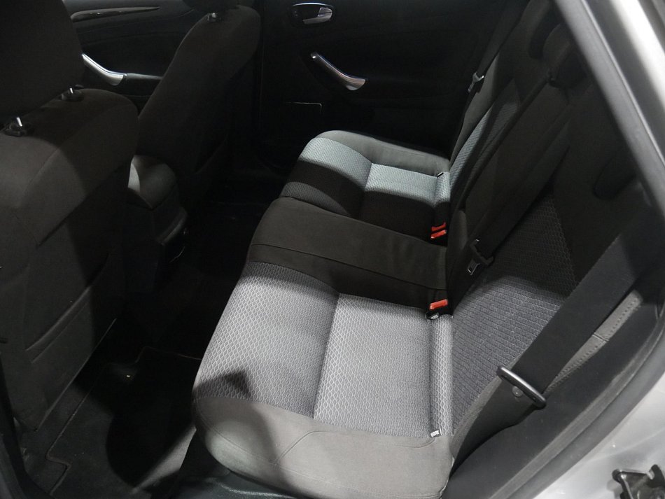 Ford Mondeo 2.0 TDCi 