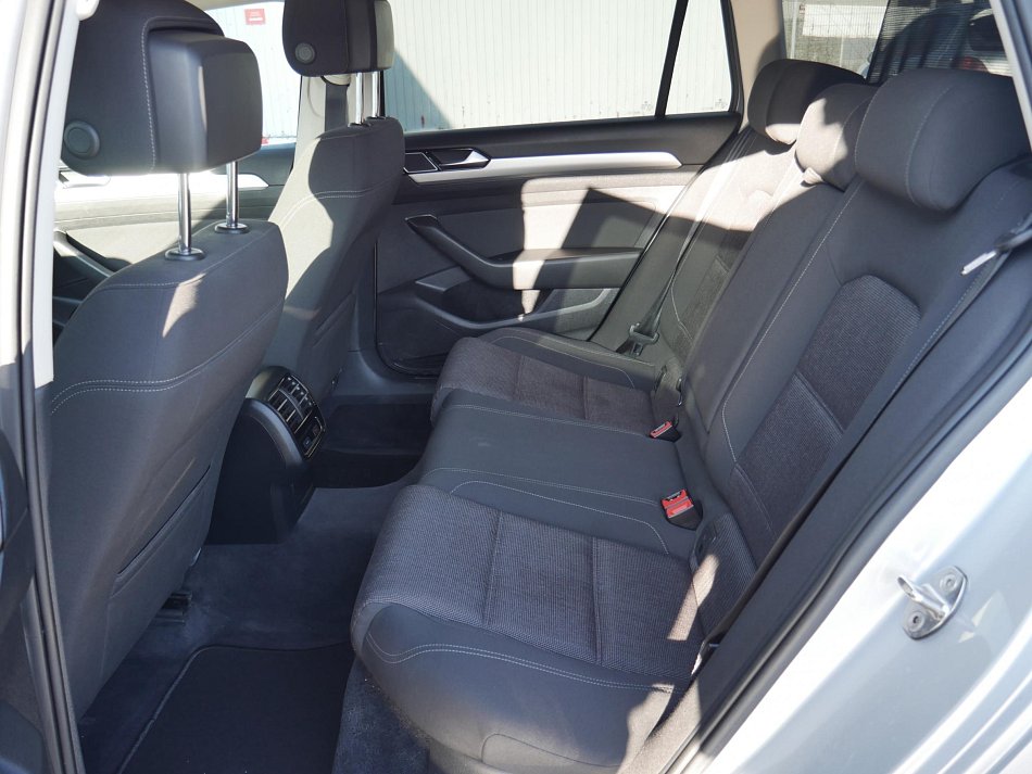 Volkswagen Passat 2.0TDi 