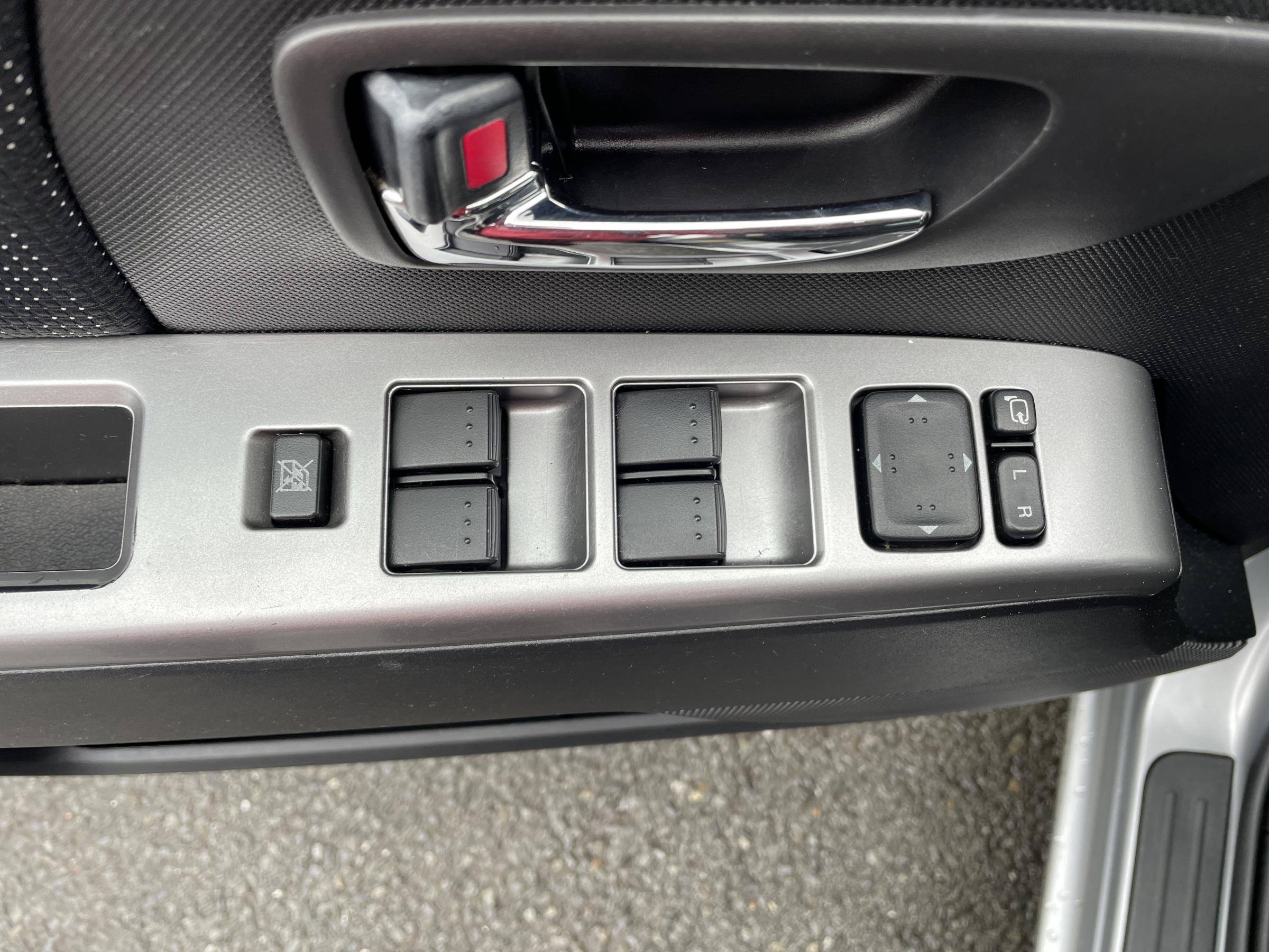 Mazda 5, 2010 - pohled č. 15