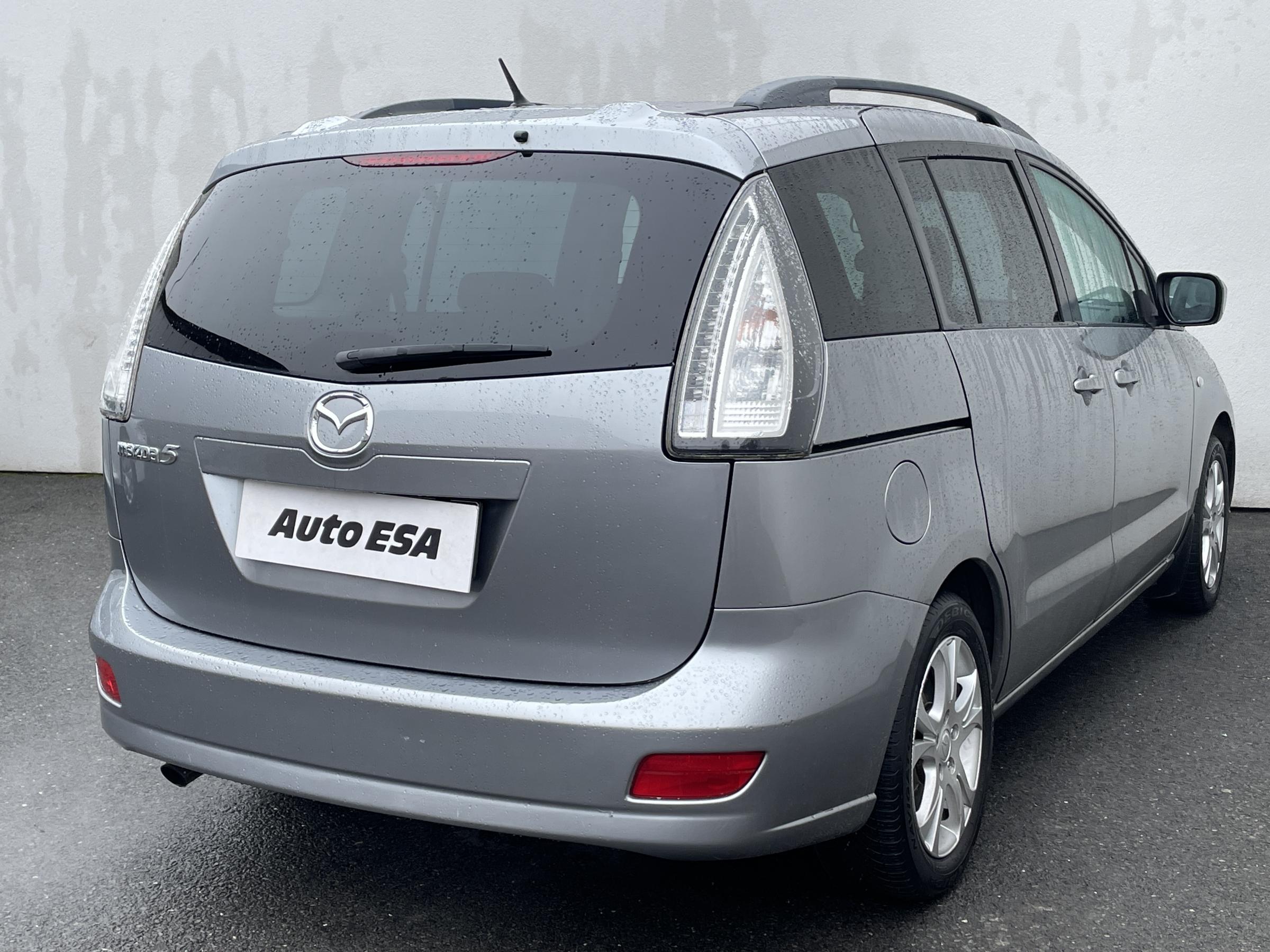 Mazda 5, 2010 - pohled č. 4