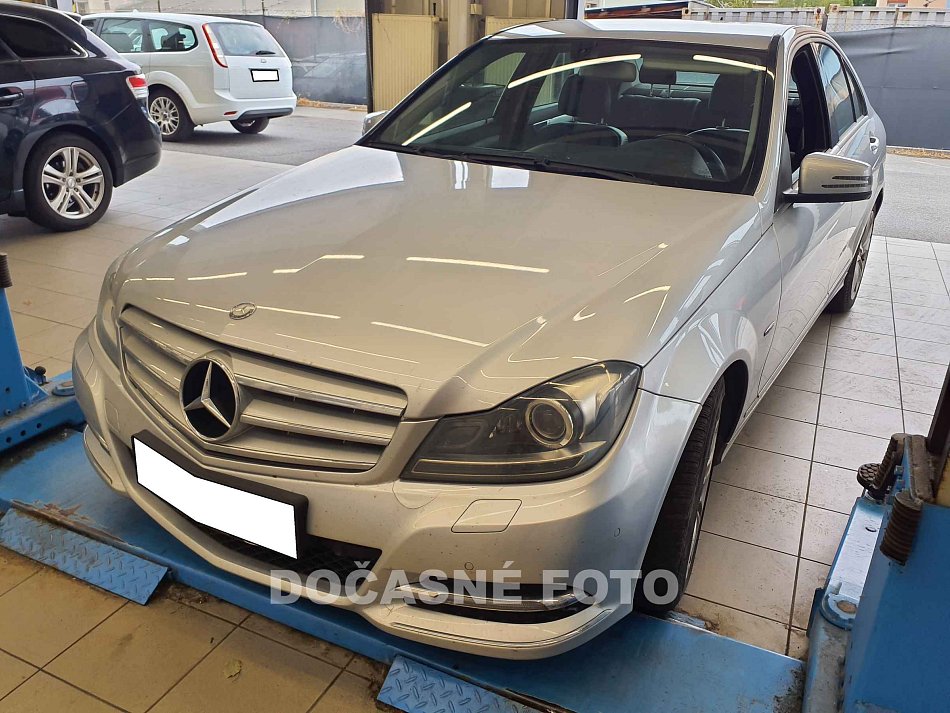 Mercedes-Benz Třída C 2.2d Avantgarde