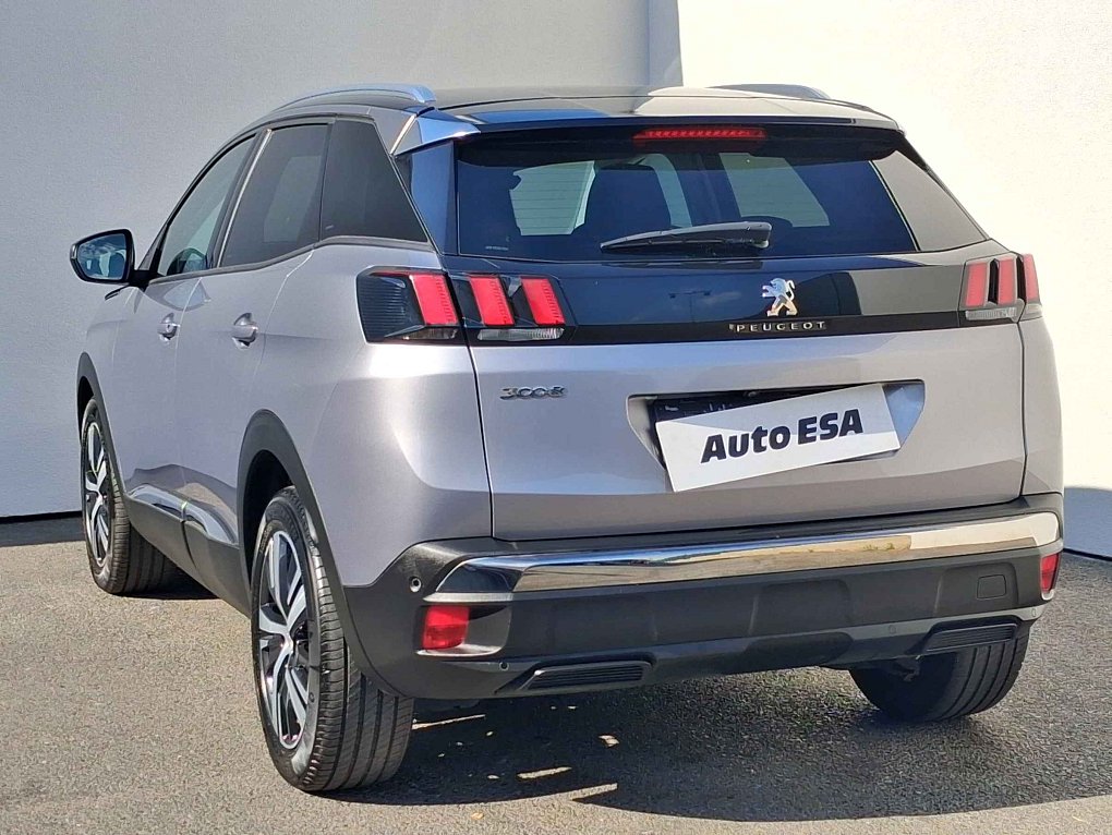 Peugeot 3008 1.2 PT Allure