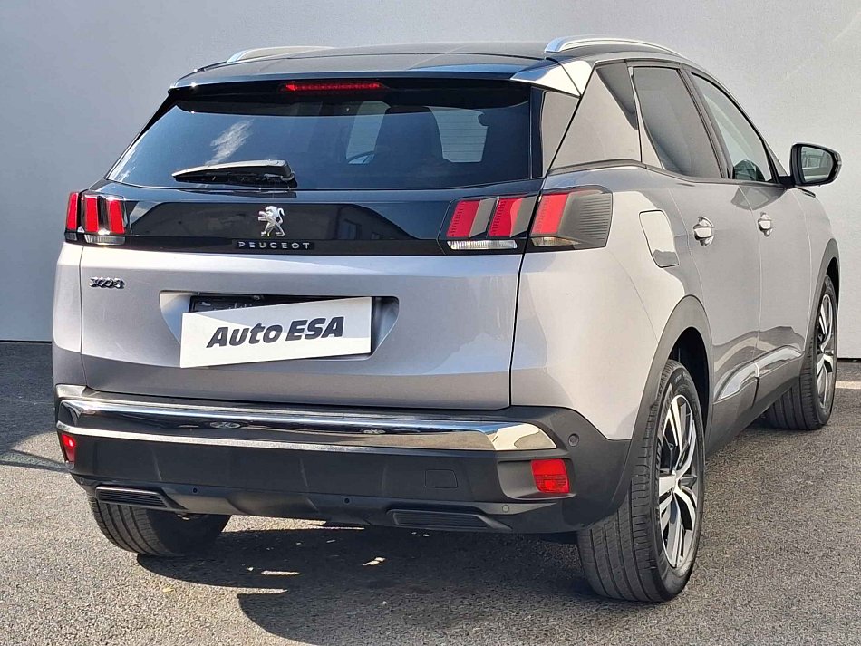Peugeot 3008 1.2 PT Allure