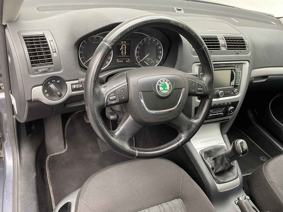 Škoda Octavia II 1.6 TDi Elegance