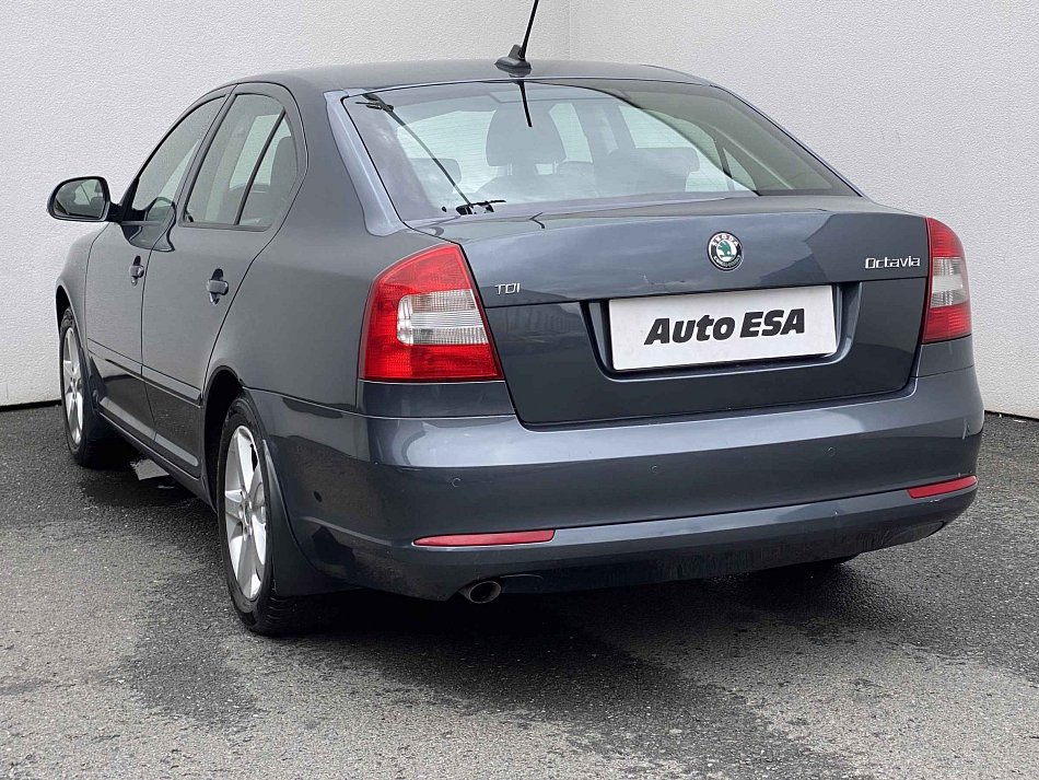Škoda Octavia II 1.6 TDi Elegance