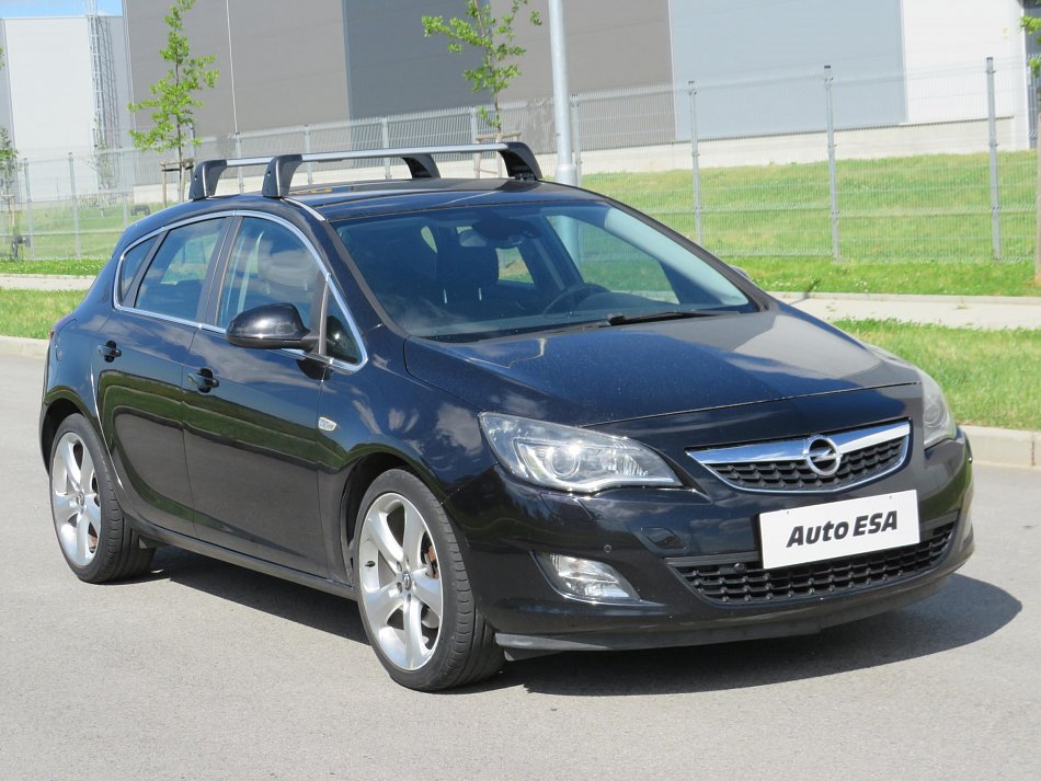 Opel Astra 1.6 T 