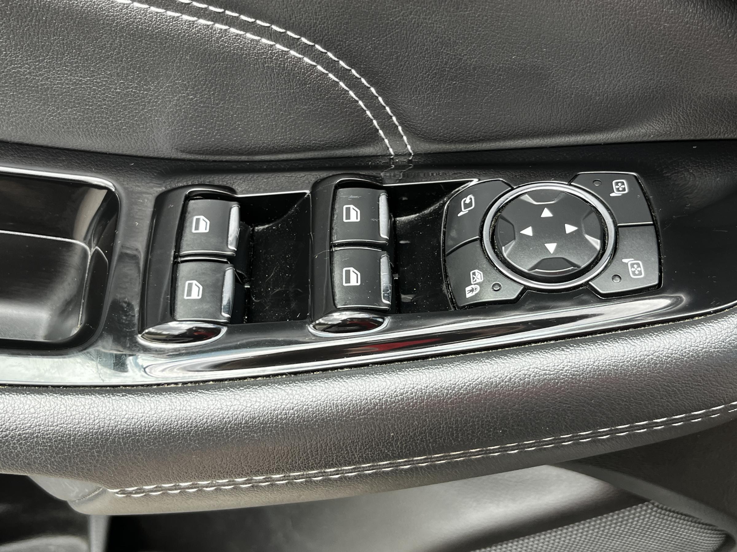 Ford Galaxy, 2017 - pohled č. 18