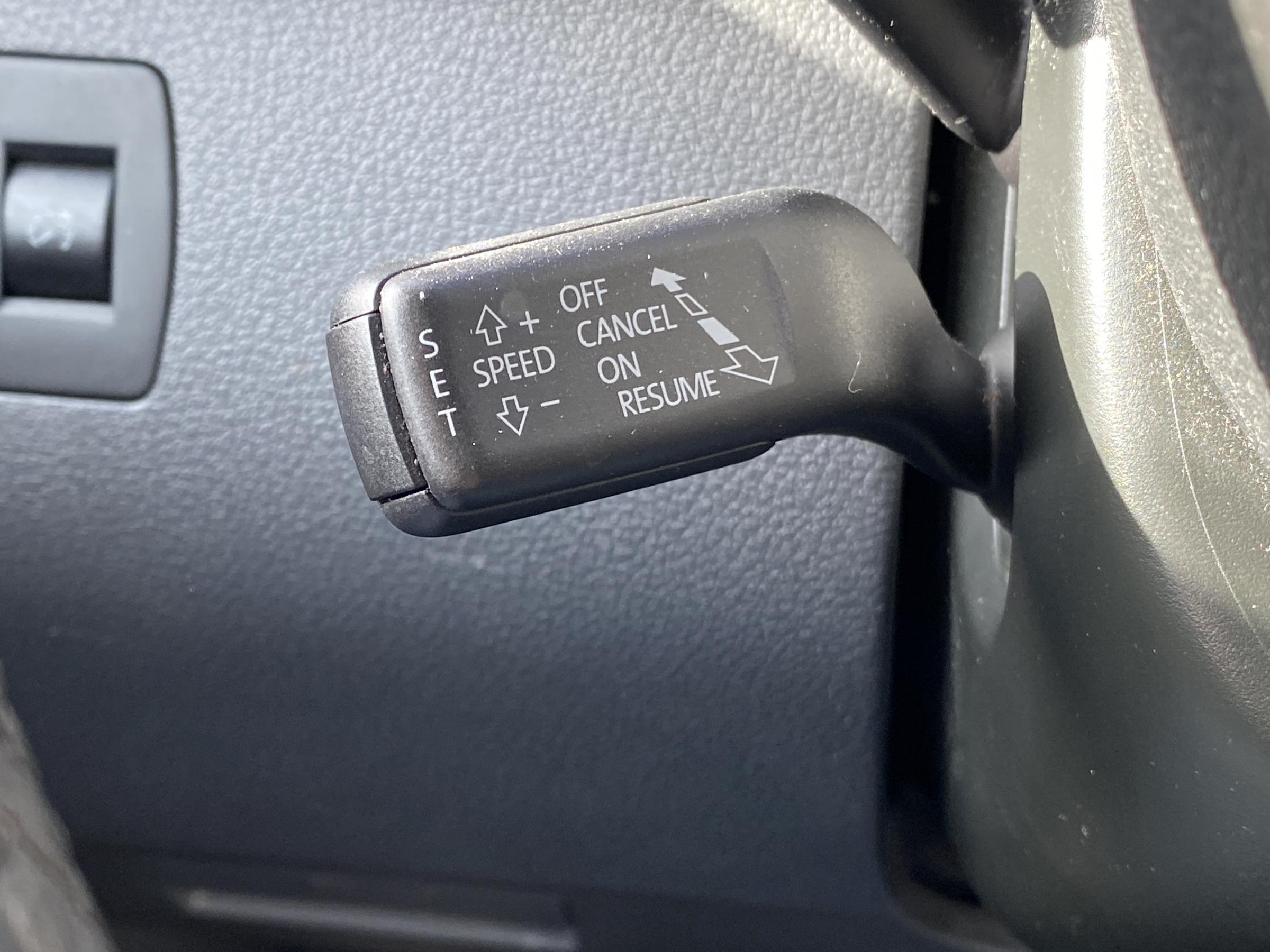 Volkswagen Touran, 2014 - pohled č. 13