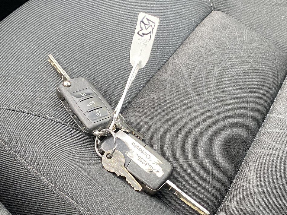 Škoda Octavia II 1.6 TDi Family