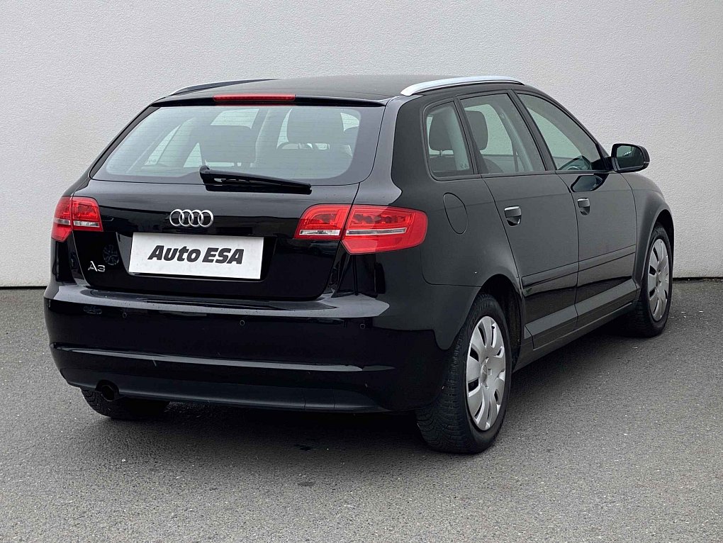 Audi A3 1.6i 