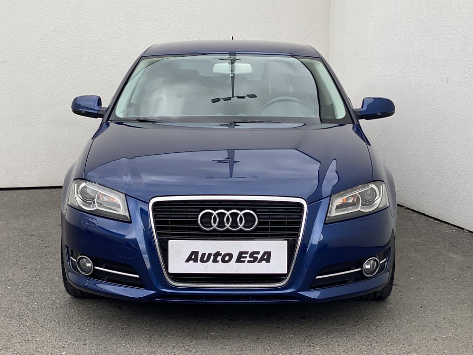 Audi A3 1.6i Attraction