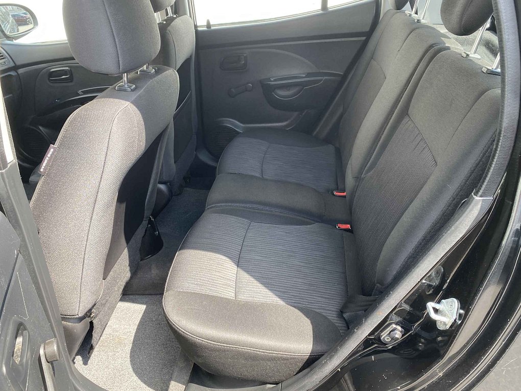 Kia Picanto 1.1i 