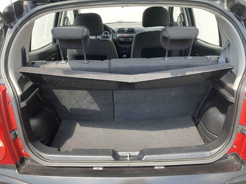 Kia Picanto 1.1i 