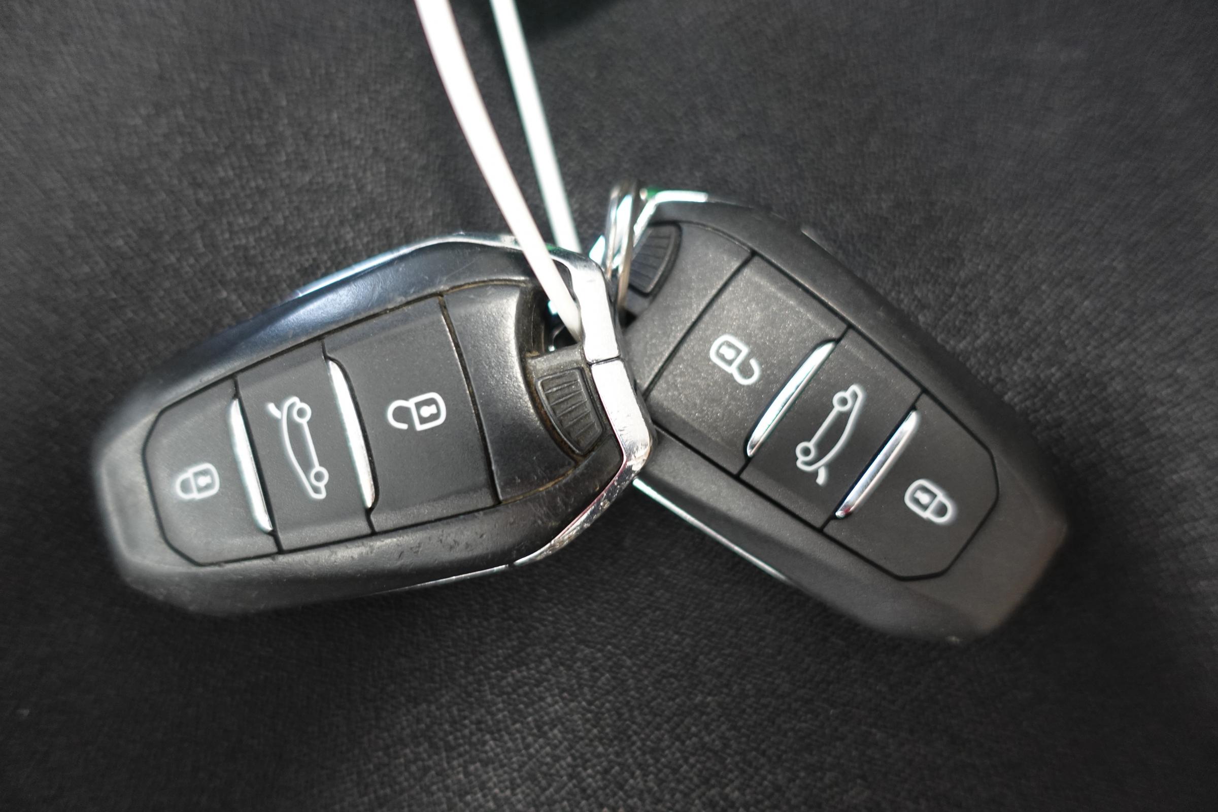 Citroën C4 Picasso, 2015 - pohled č. 23