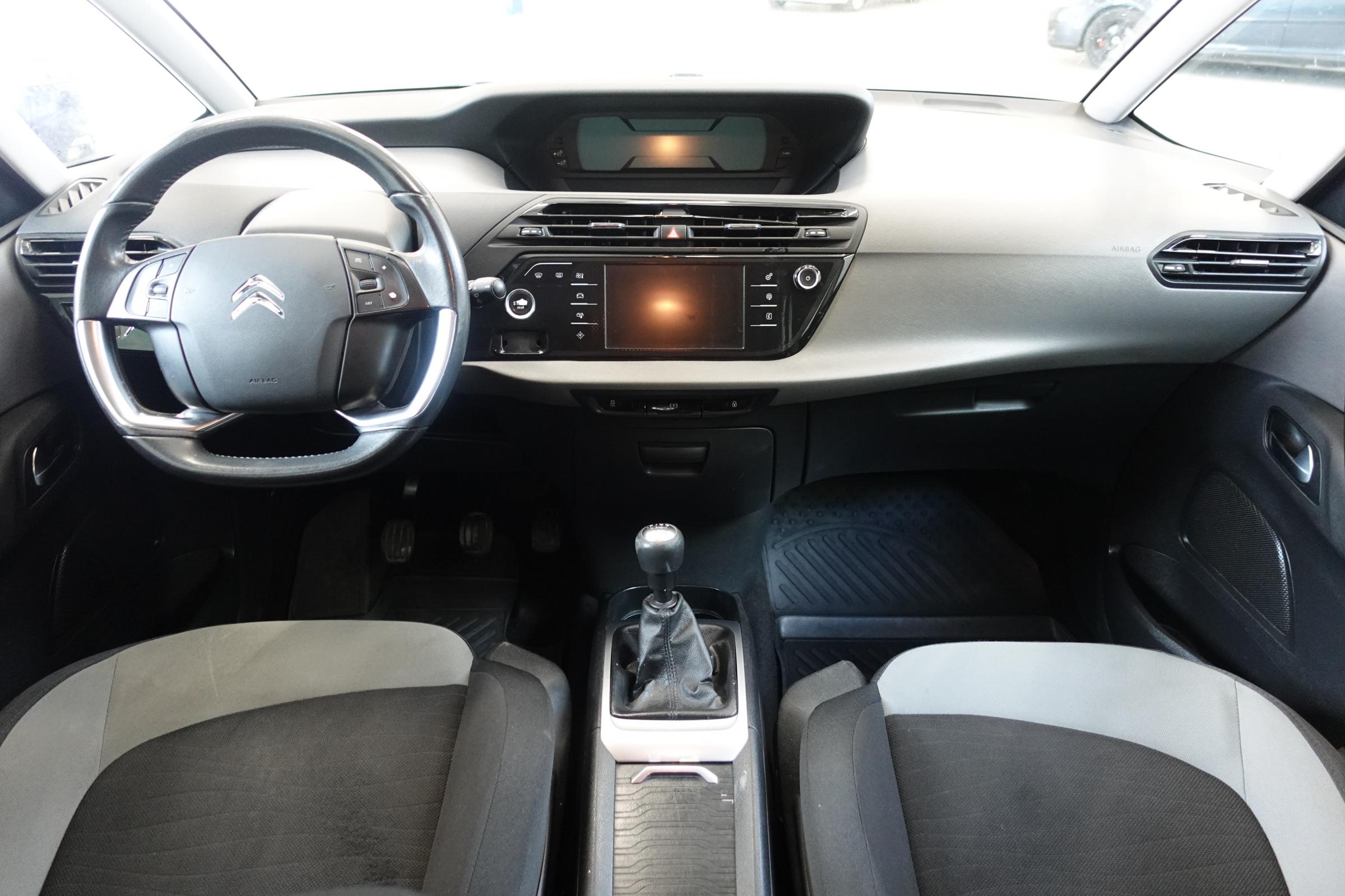 Citroën C4 Picasso, 2015 - pohled č. 8