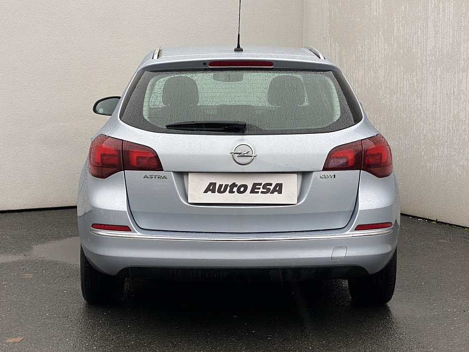 Opel Astra 1.6i  SPORTS TOURER