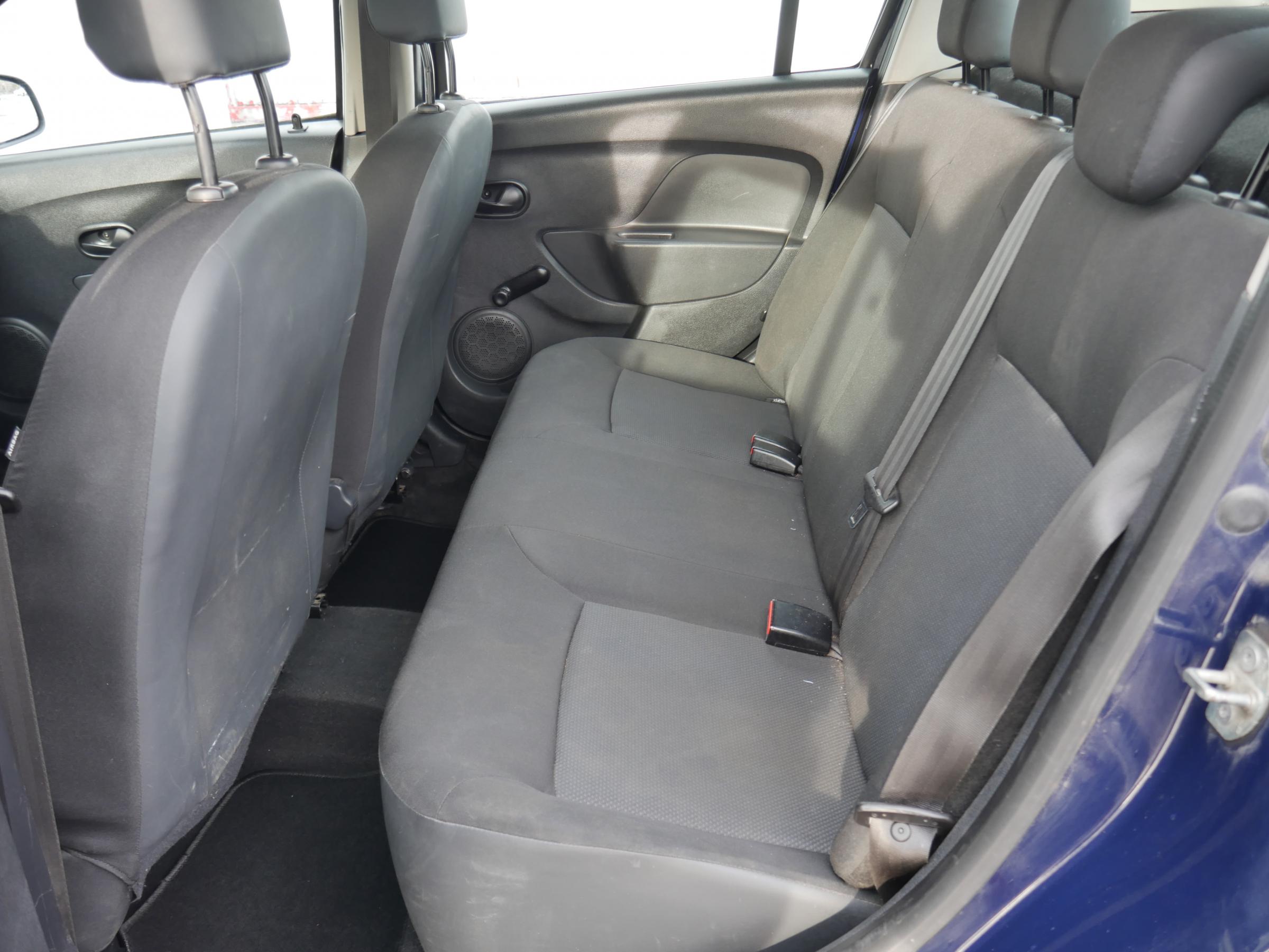 Dacia Logan, 2013 - pohled č. 10