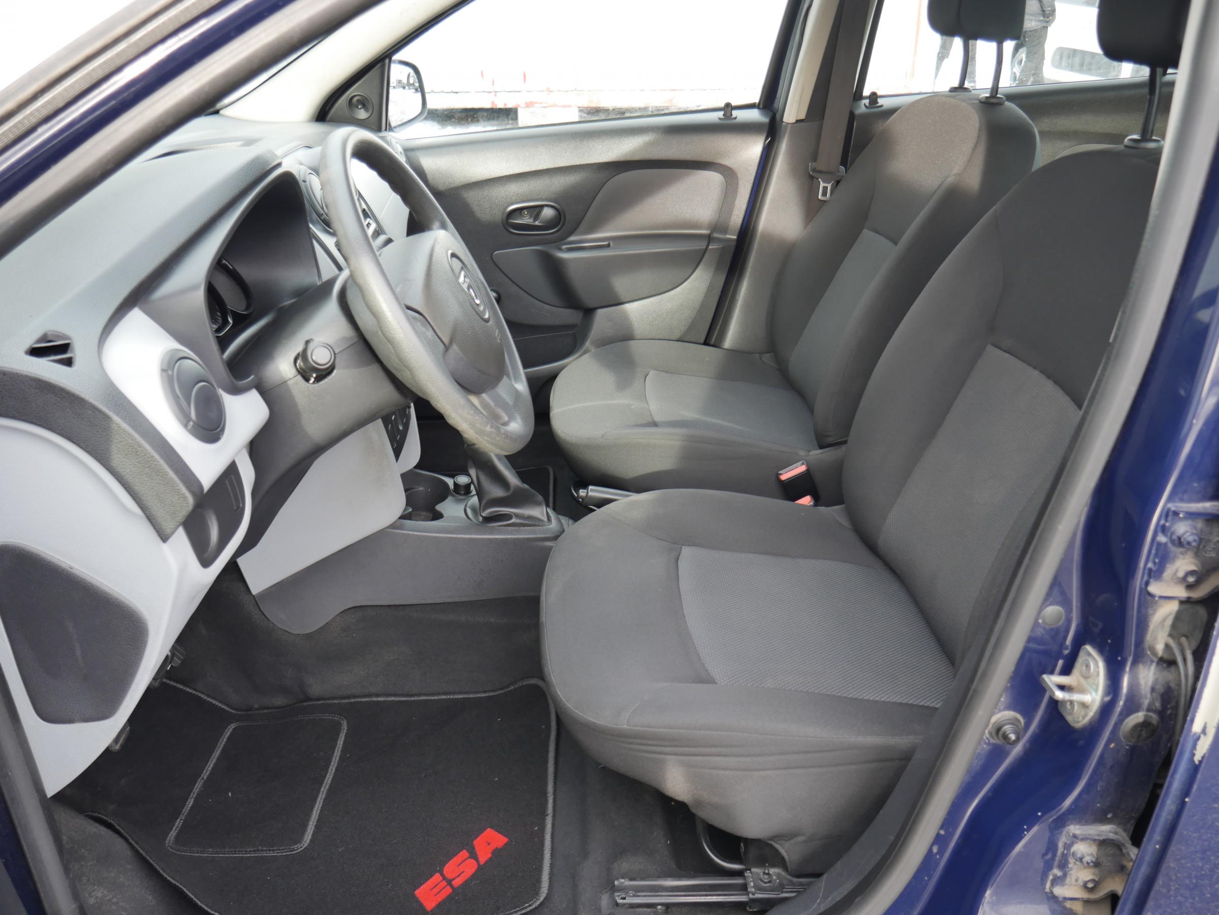 Dacia Logan, 2013 - pohled č. 9