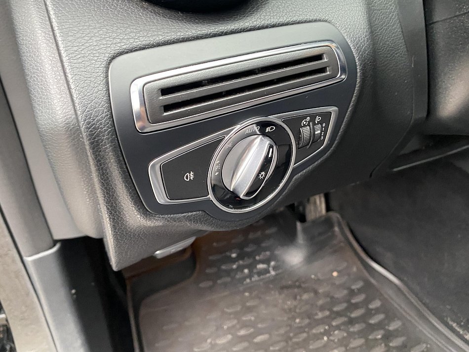 Mercedes-Benz Třída C 1.6  C 200