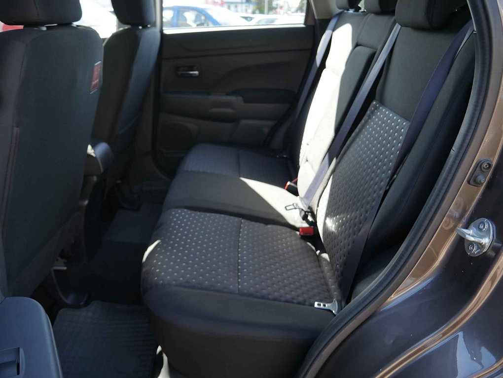 Mitsubishi ASX 1.8 Di-D  4x4